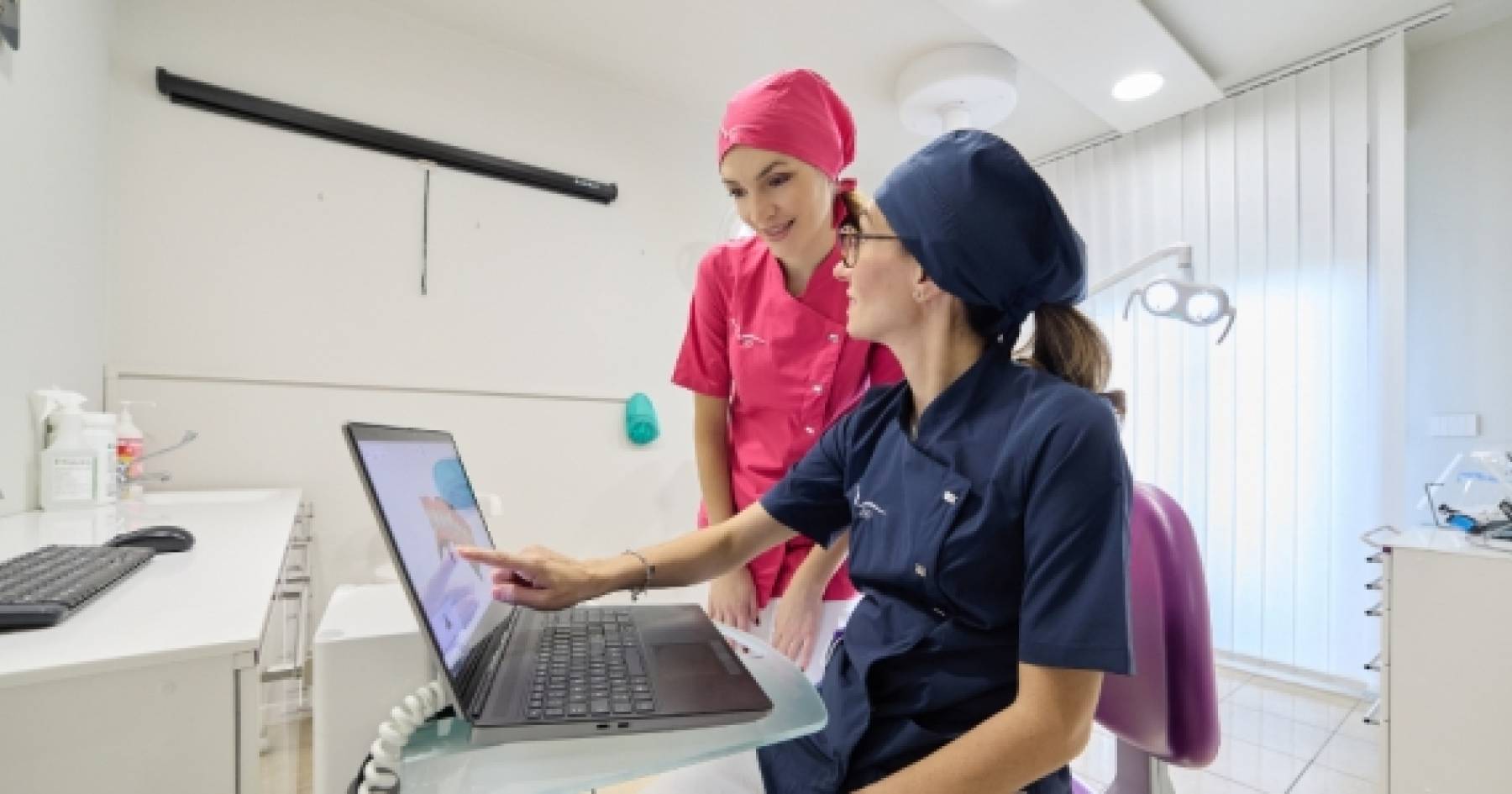Innovazioni in Odontoiatria: Come la Tecnologia Migliora le Cure e il Comfort del Paziente